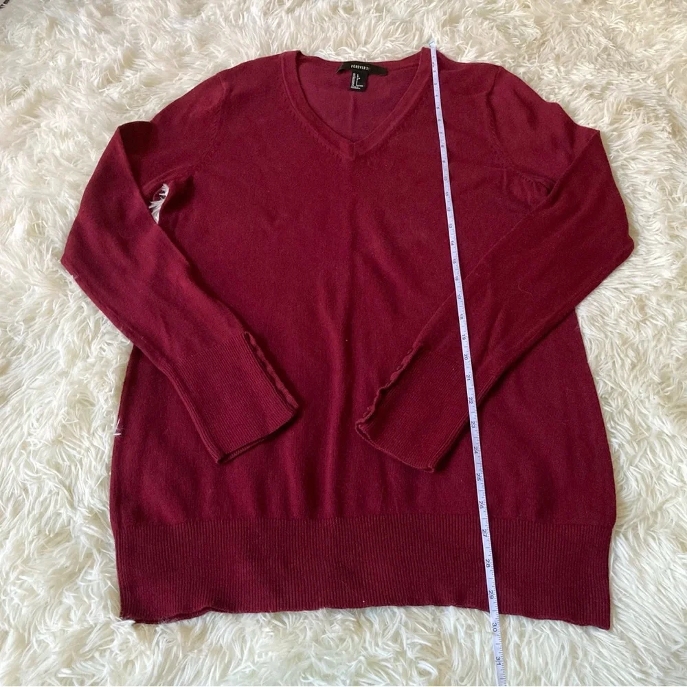 Sweater - Picture 5 of 6